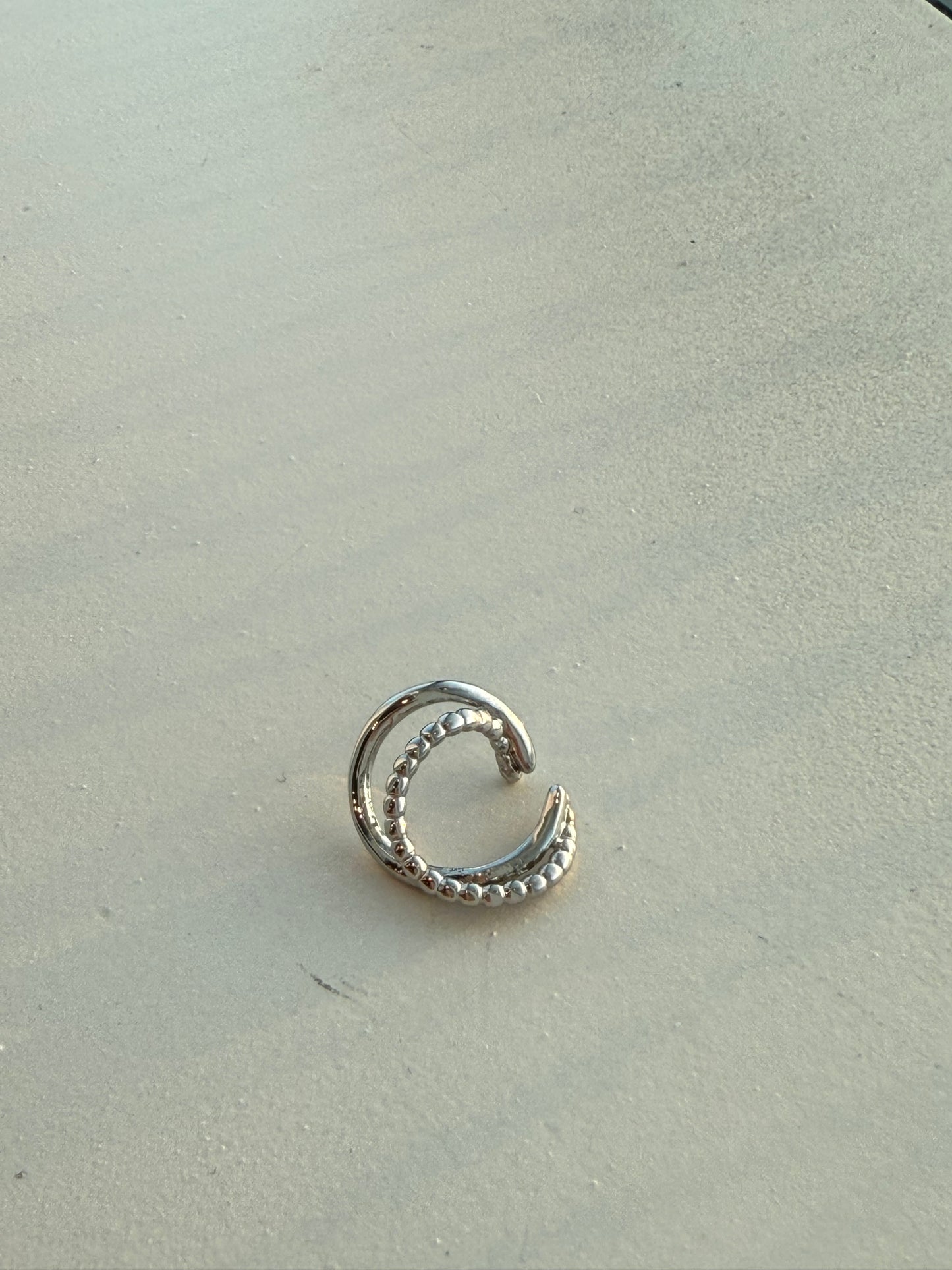 雙層波浪耳骨扣 Double Layered Wavy Ear Cuff
