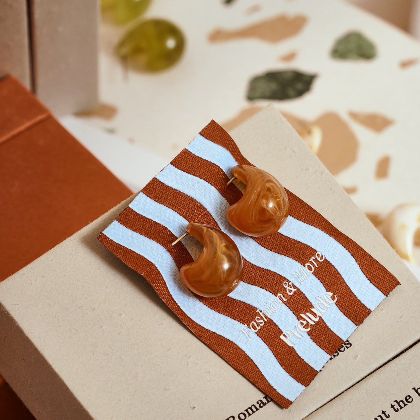 安珀的淚珠 耳釘 Amber's Teardrops, Earrings