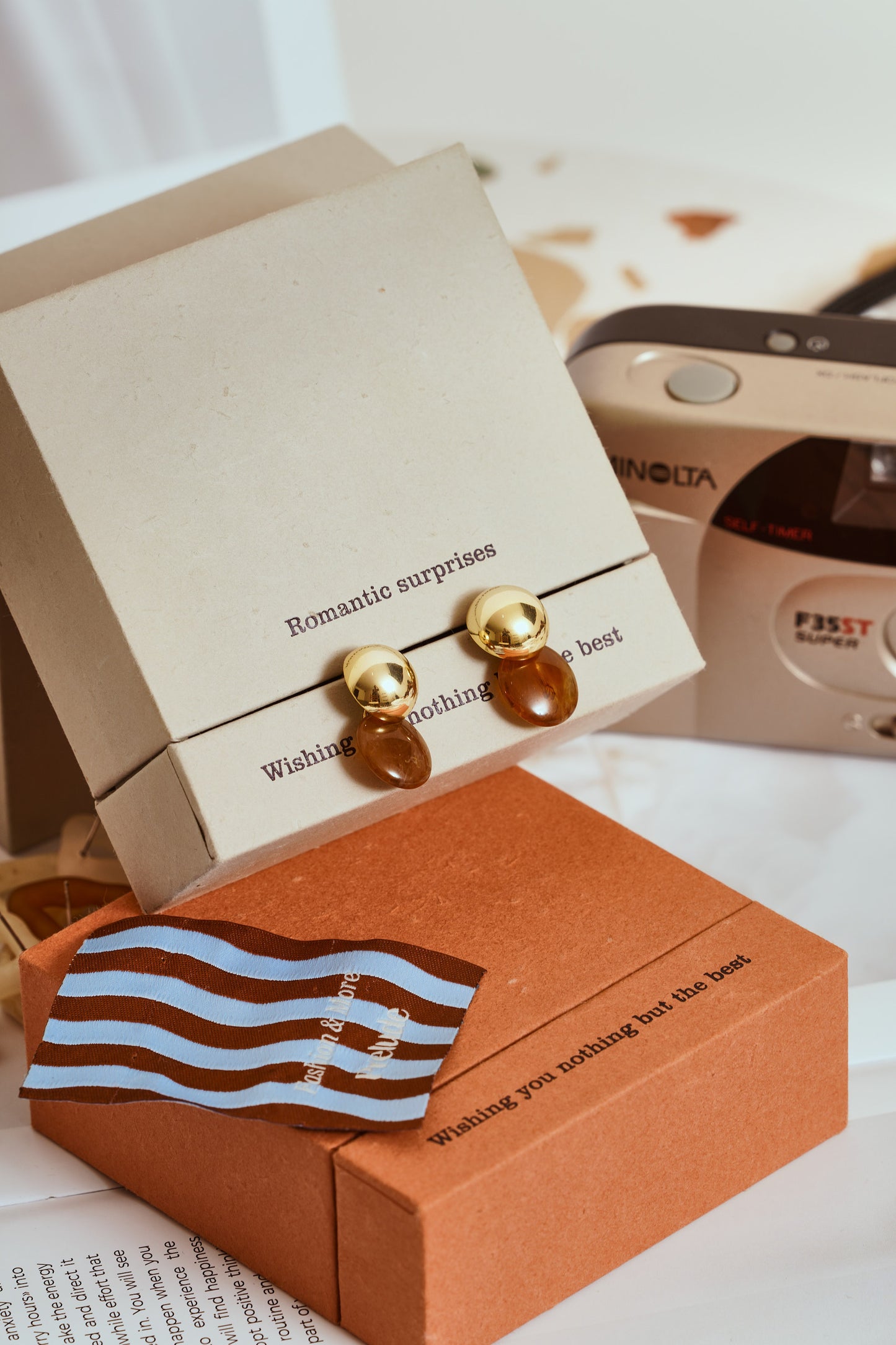 鍍金咖啡M&M耳釘 Golden Coffee Beans Earring
