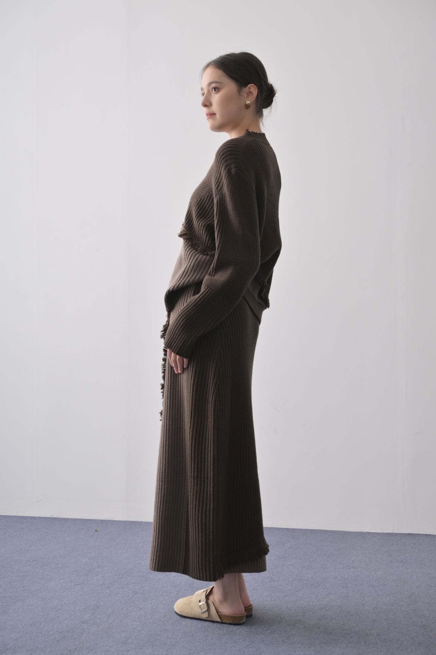 羊毛混紡不規則拼色冷衫 Wool-blend Fringed Contrast Rib-knit Jumper