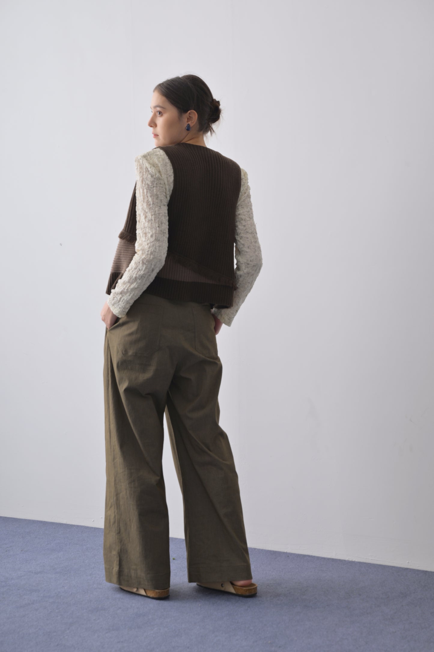 羊毛混紡不規則拼色冷背心 Wool-blend Fringed Contrast Rib-knit Vest