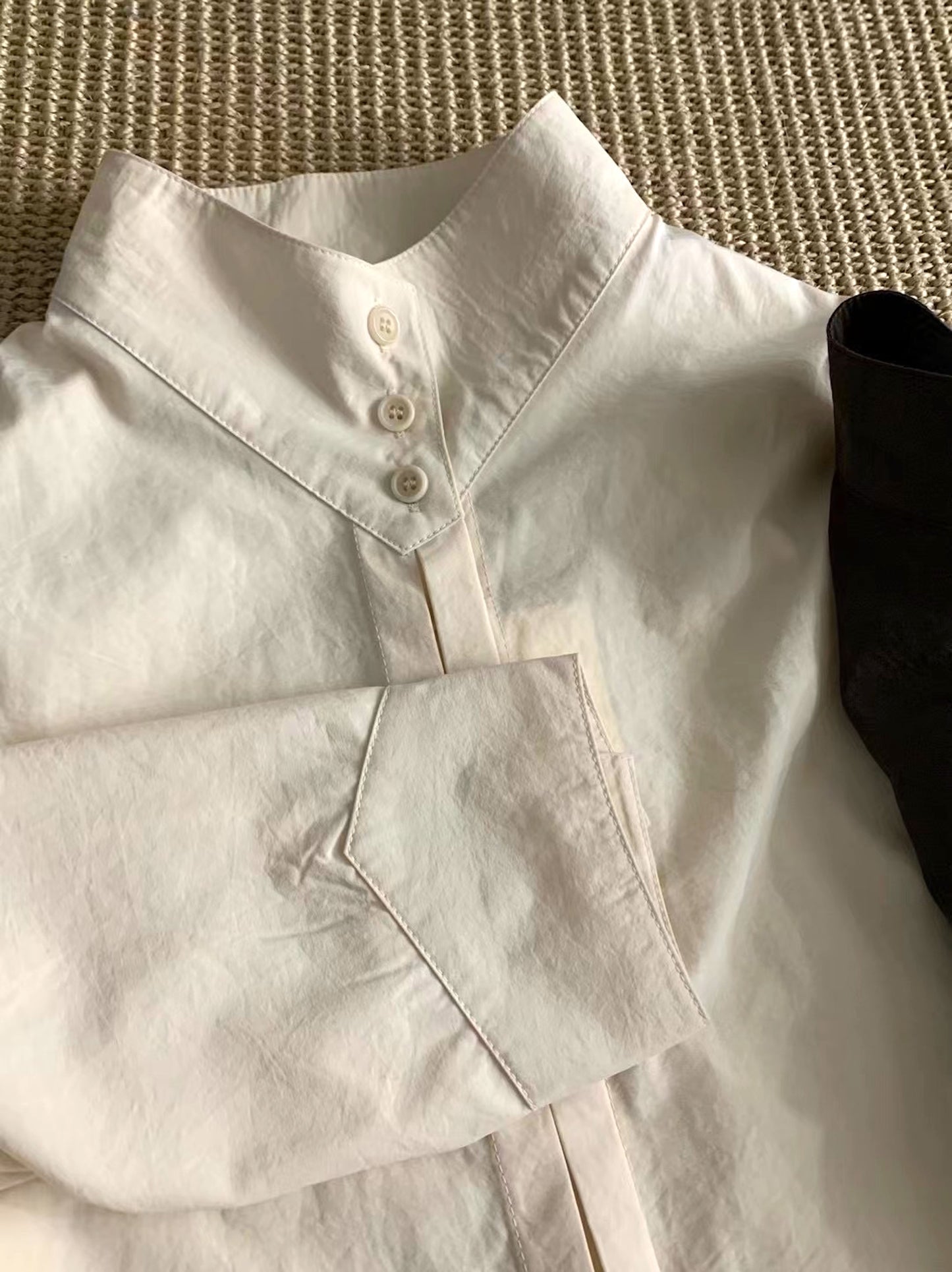 細節質感雙門襟立領恤衫  Chic Double Placket Stand Collar Shirt