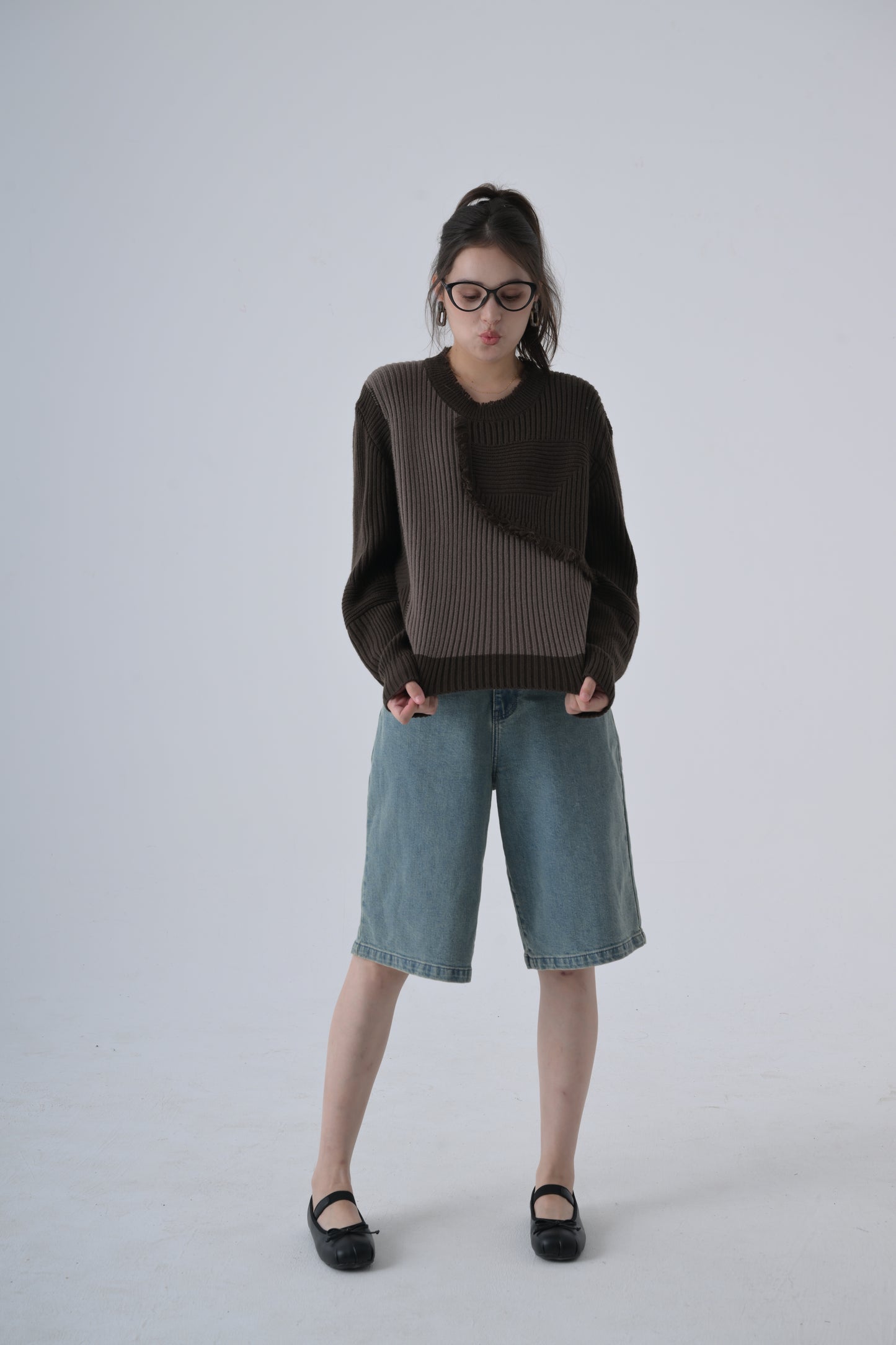 羊毛混紡不規則拼色冷衫  Wool-blend Fringed Contrast Rib-knit Jumper